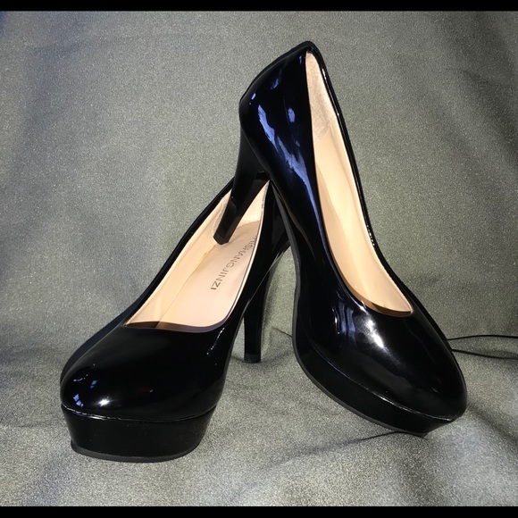 patent black pumps